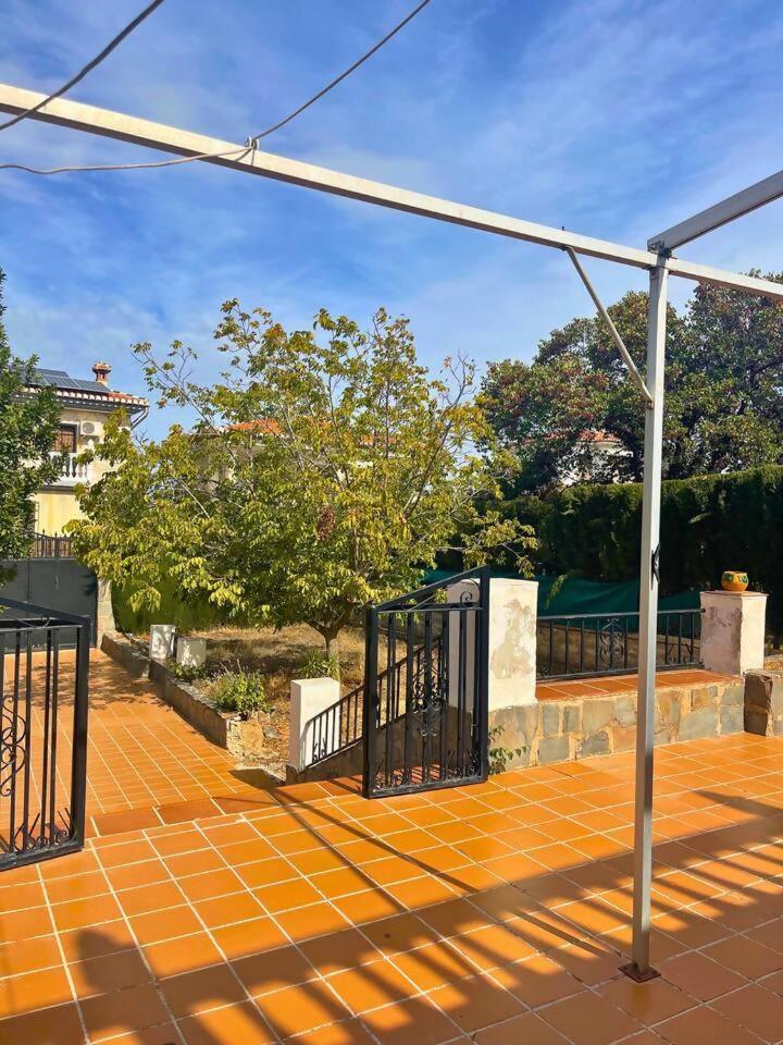 Villa Casa Con Jardin En Ogíjares Exterior foto